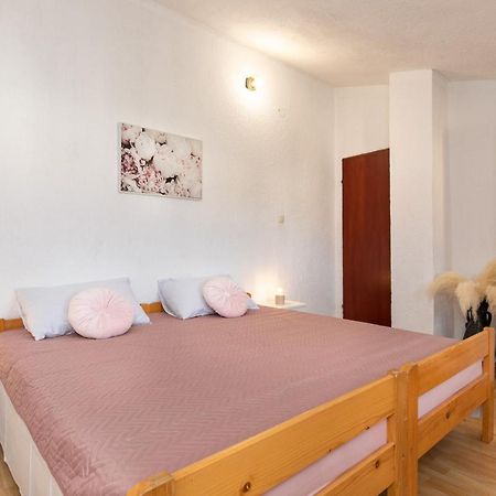 Apartman Umpa Omišalj Exteriér fotografie